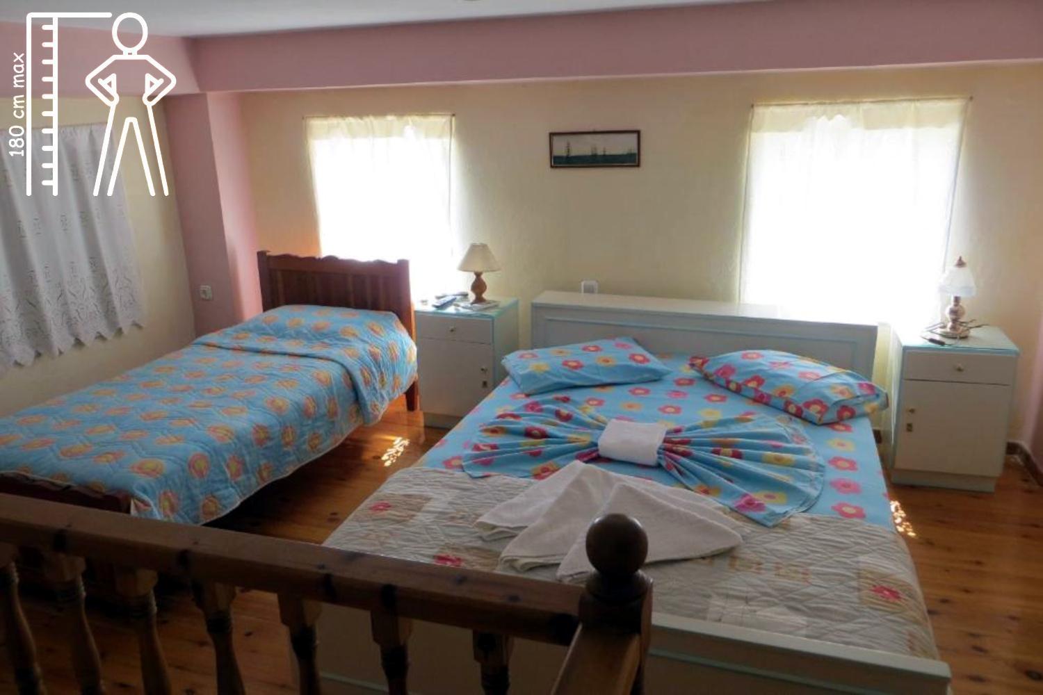 Tsorni Hill Cottage Lefókasztro Kültér fotó