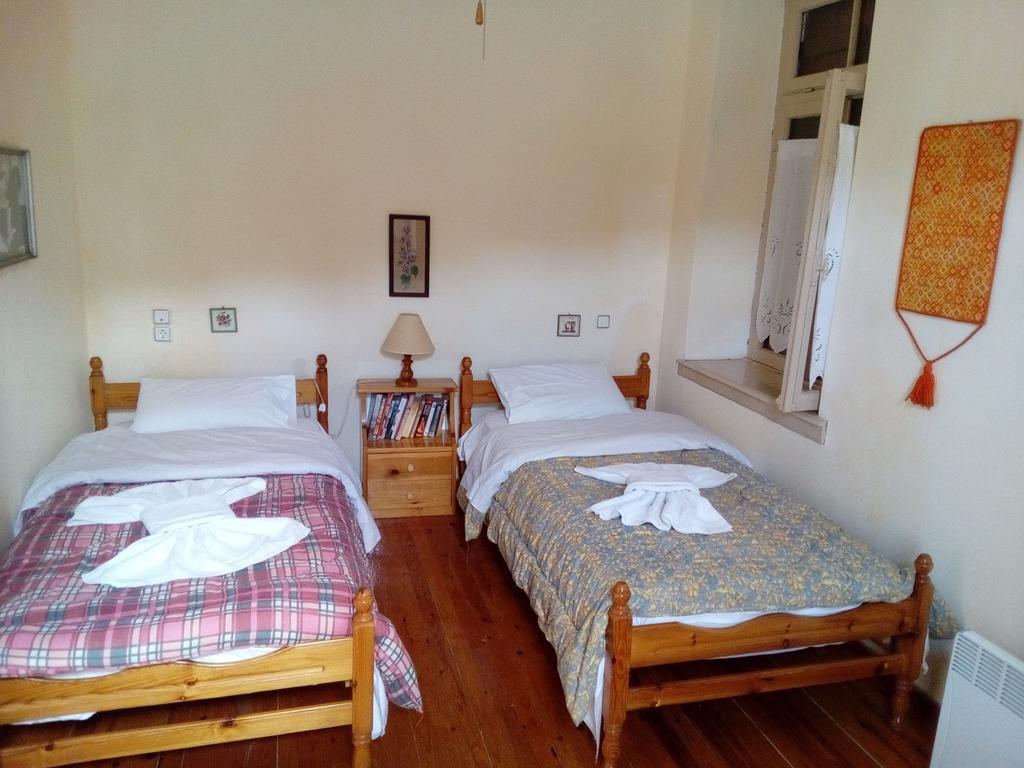 Tsorni Hill Cottage Lefókasztro Kültér fotó